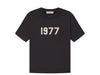 1977 Minimalist Graphic Tee – Retro Vibes, Modern Street Style